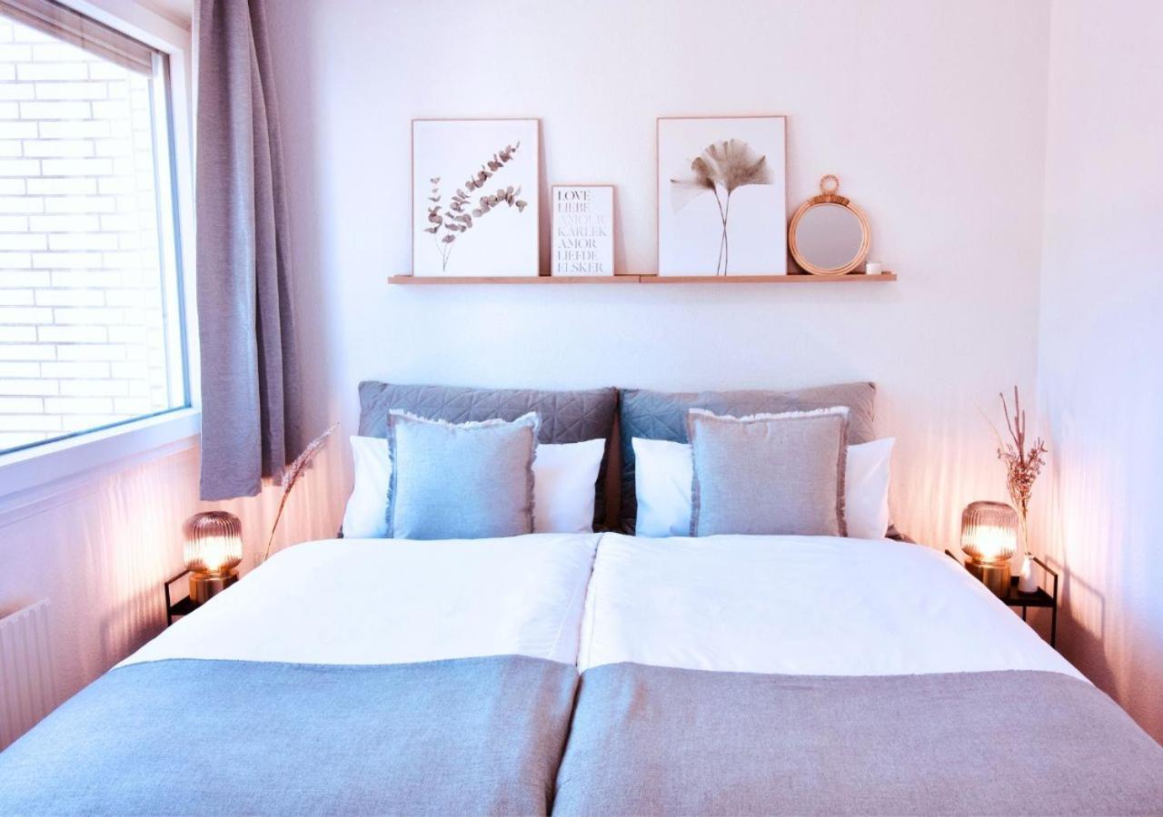 Apartment Mit Balkon - Netflix - Nahe Messe Duesseldorf Krefeld Luaran gambar