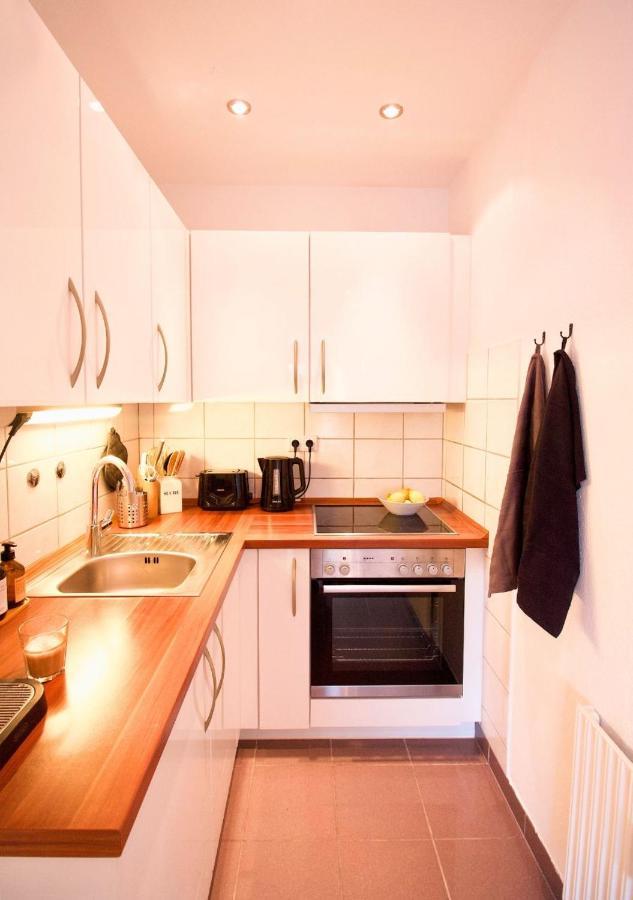 Apartment Mit Balkon - Netflix - Nahe Messe Duesseldorf Krefeld Luaran gambar